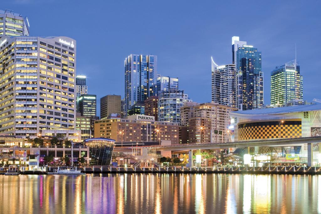 Отель Parkroyal Darling Harbour, Сидней Экстерьер фото