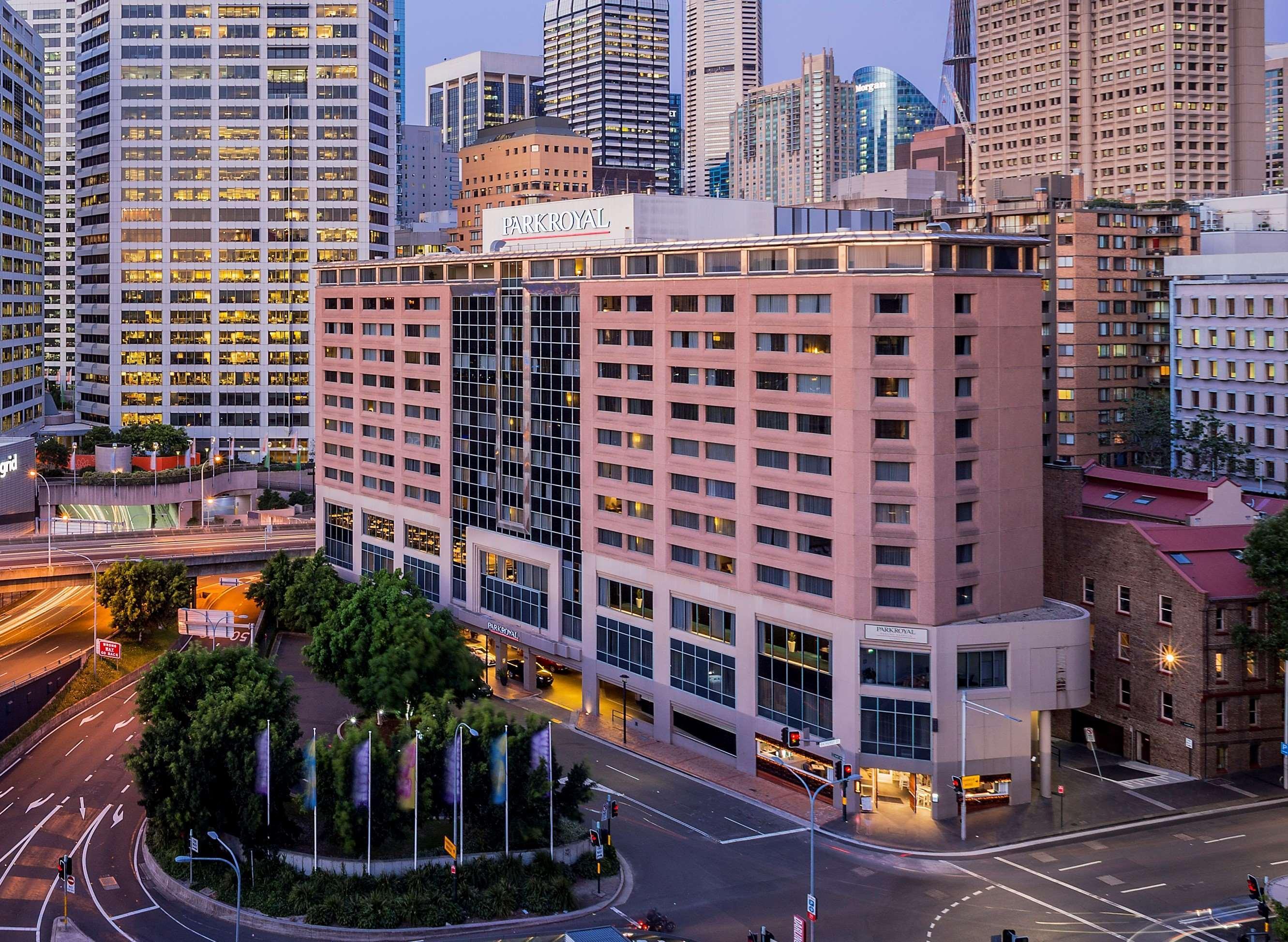 Отель Parkroyal Darling Harbour, Сидней Экстерьер фото